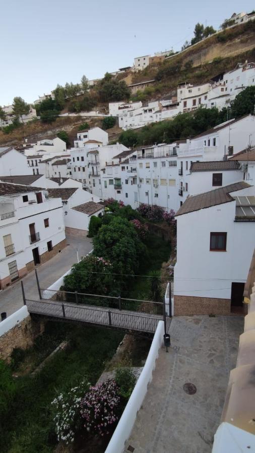 El Nido De La Galeria Appartement Setenil De Las Bodegas Buitenkant foto