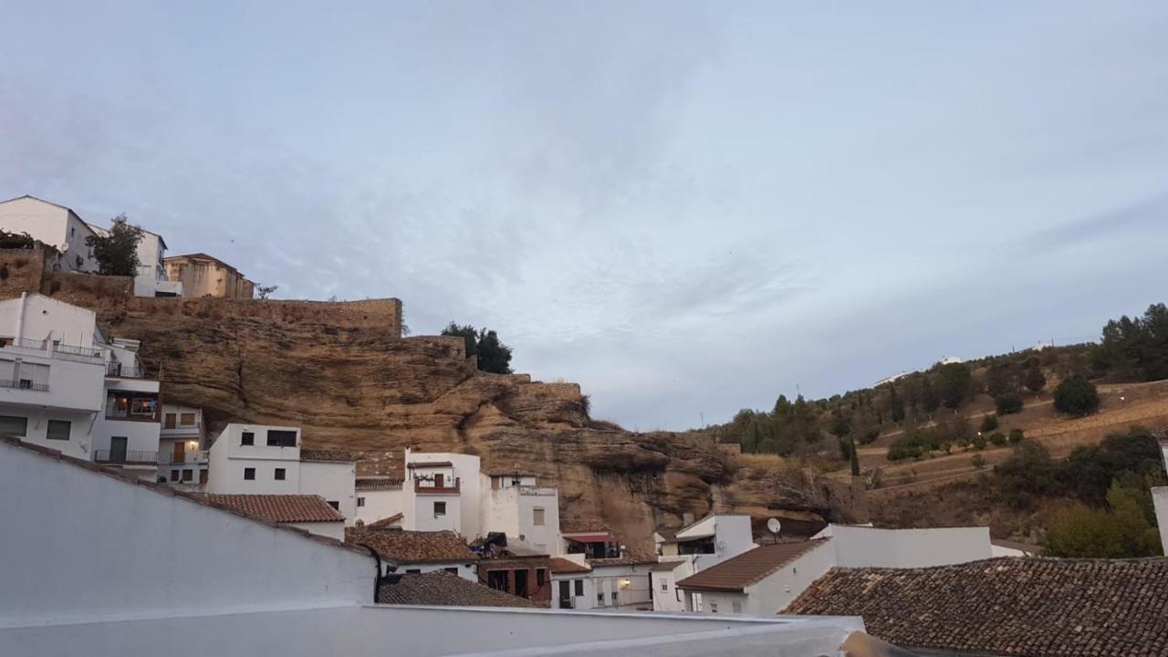 El Nido De La Galeria Appartement Setenil De Las Bodegas Buitenkant foto